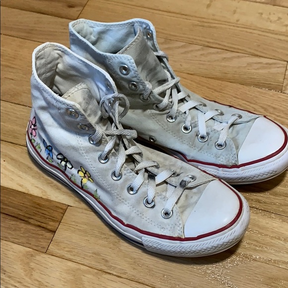 converse shoes logo inside